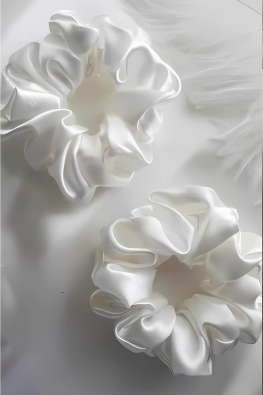 Plaukų gumytė iš Armani šilko